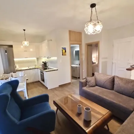 Apartament Mge Luxury House With Pool Nea Iraklitsa
