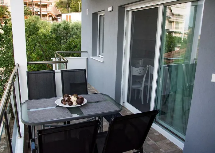 Mge Luxury House With Pool Daire Nea Iraklitsa